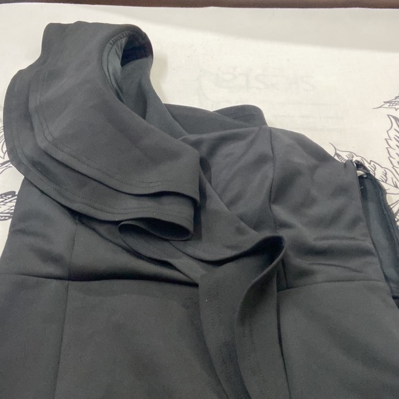 One shoulder dress - Picture 2 of 2